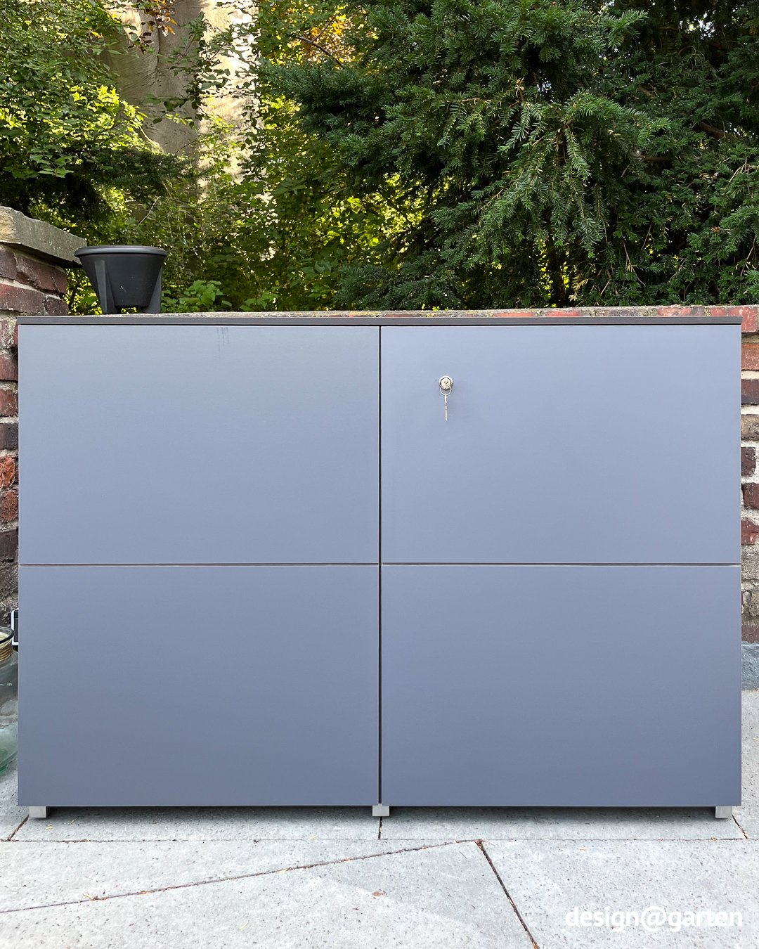 Sideboard @win XL 130 in der Farbe Hellgrau 1